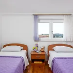 Appartamento With Parking Space - 2274