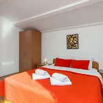 With Parking Space - 2274 Appartamento