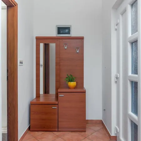 With Parking Space - 2274 Apartman *