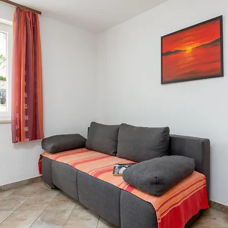 Apartman With Parking Space - 2274