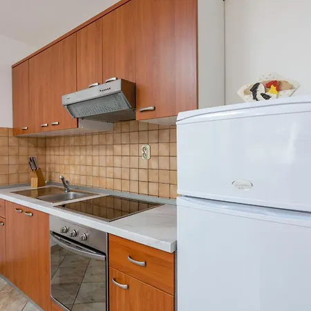 With Parking Space - 2274 Apartman Medulin