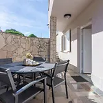 With Parking Space - 2274 Апартаменты Медулин