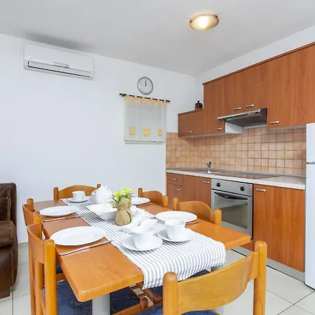 With A Parking Space - 2274 Medolino