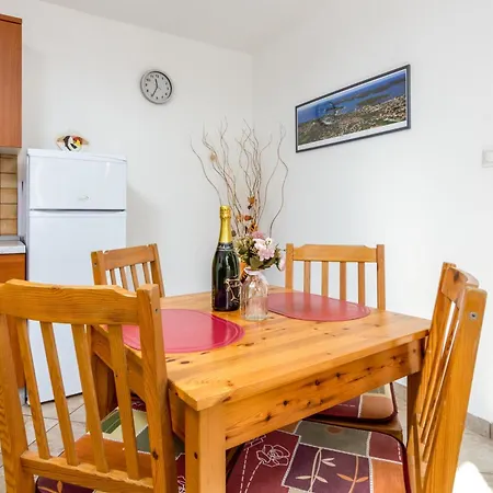 Apartment With A Parking Space - 2274 Medulin