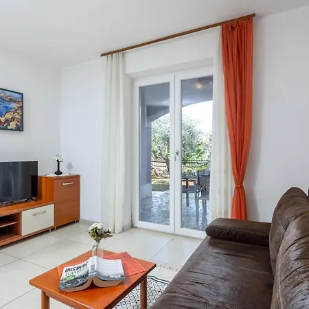 With A Parking Space - 2274 Medolino
